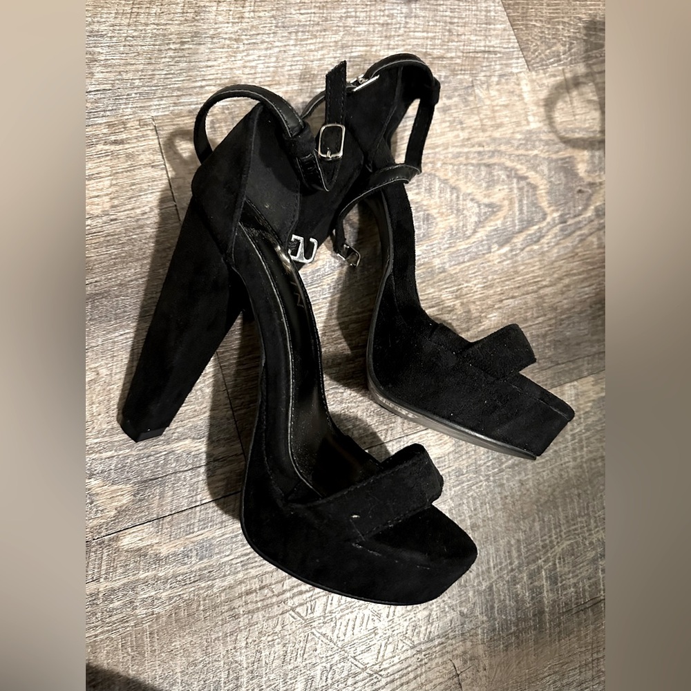 Black High Heels